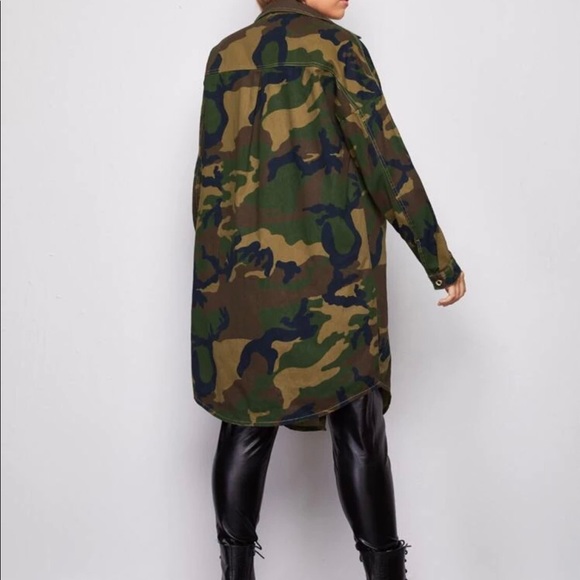 SOLD !!!! 3X Oversized Camo shirt/jacket BRAND NEW - Picture 2 of 3